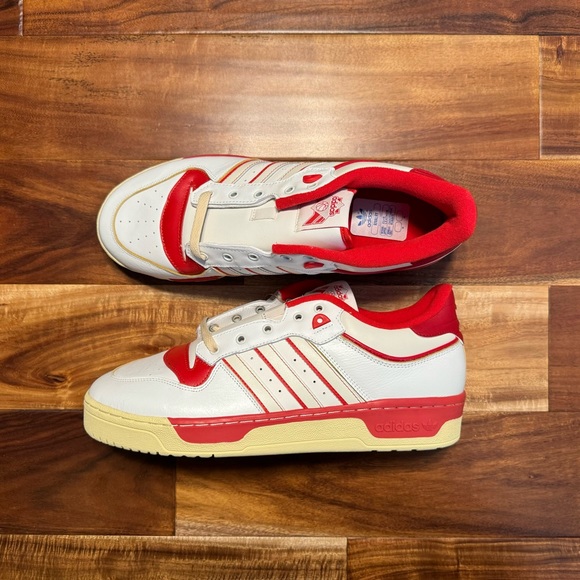 SOLD❗️- Adidas Rivalry Low 86 Core White/Team Power Red GZ2557 - Size 13 - Picture 3 of 16